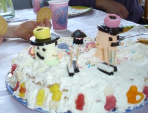 Last year's birthday cake: a snow cake!